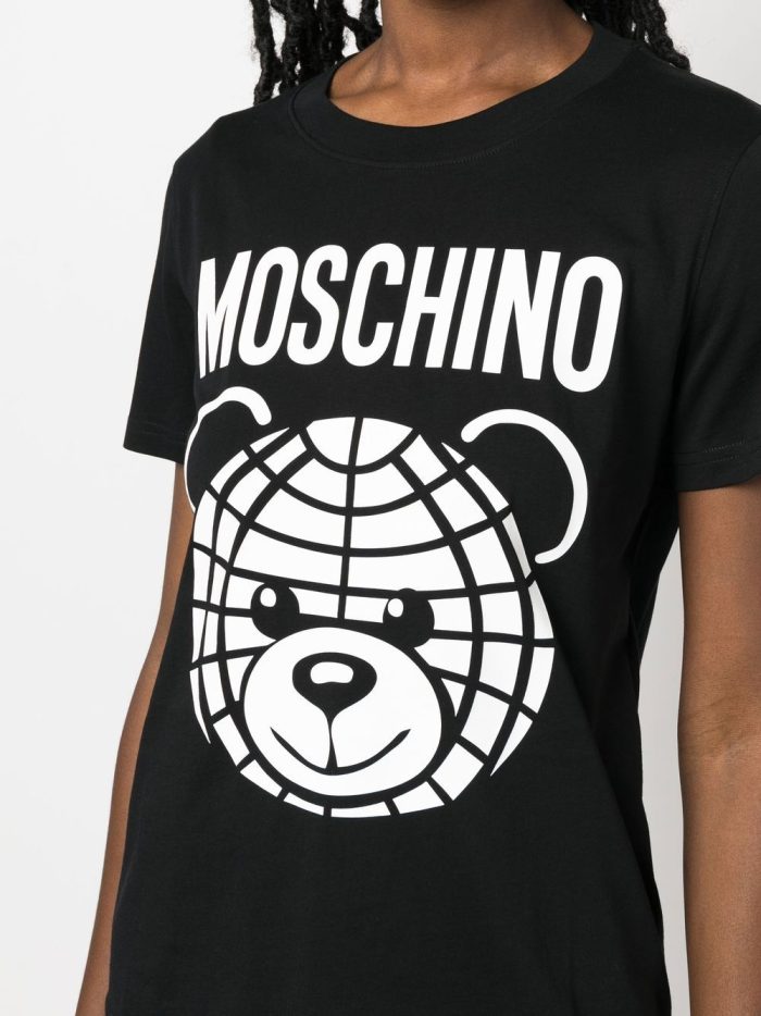 Moschino Logo-Print Detail Tee Unisex T-Shirt FTS057