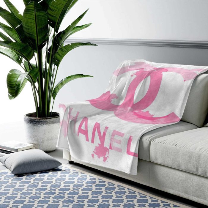 Chanel Pink Logo Fashion Luxury Brand Premium Fleece Sherpa Blanket Sofa Decor BL3109