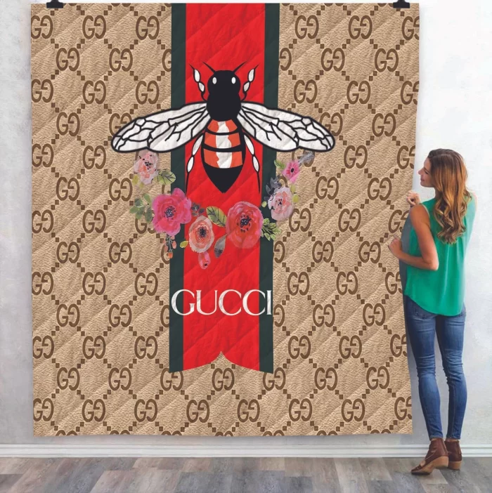 Gucci Bee Fashion Luxury Brand Premium Fleece Sherpa Blanket Sofa Decor BL3124