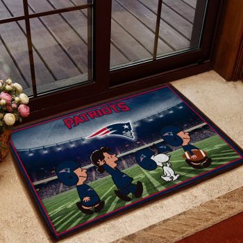 New England Patriots NFL Snoopy And Friends At The Football Doormat Welcome Mat DM1778
