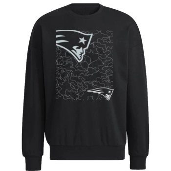 Nfl New England Patriots Reflective Logo 2022 Unisex Sweatshirt